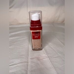 4/$25 Revlon age defying 3XX foundation broad spectrum spf 20, fresh ivory #05